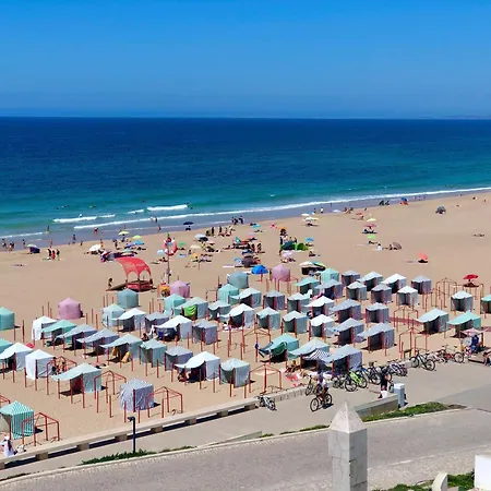 Refugio Na De Santa Cruz- A Poucos Passos Da Praia, Surf E Restaurantes * Santa Cruz (Oeste)