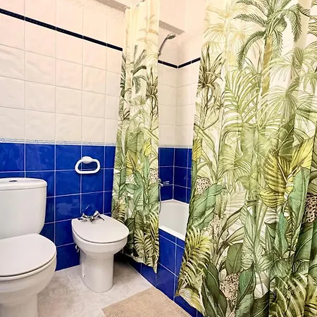 Apartment Refugio Na De Santa Cruz- A Poucos Passos Da Praia, Surf E Restaurantes *